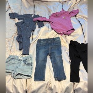 Baby Girl Bundle 18M Levi’s Shorts Carhartt Bodysuit H&M Jeans Carter’s 12 month